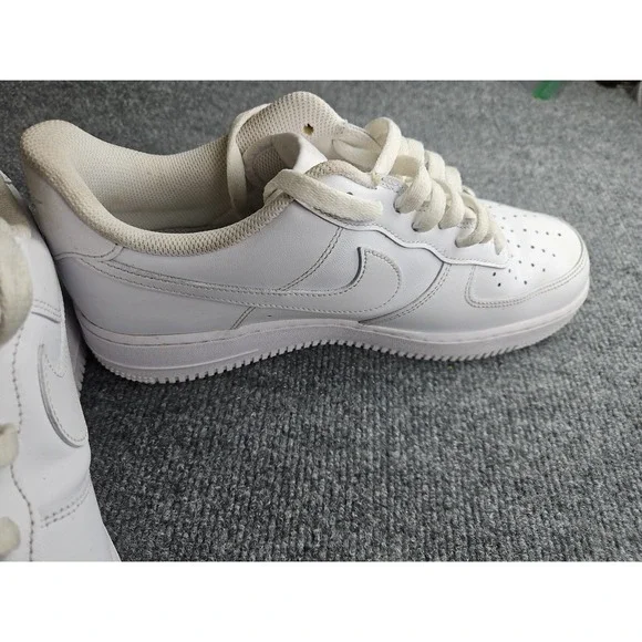 Nike Air Force 1 White Low Top CW2288-111 Mens Sz 10 Super Clean - Picture 9 of 11